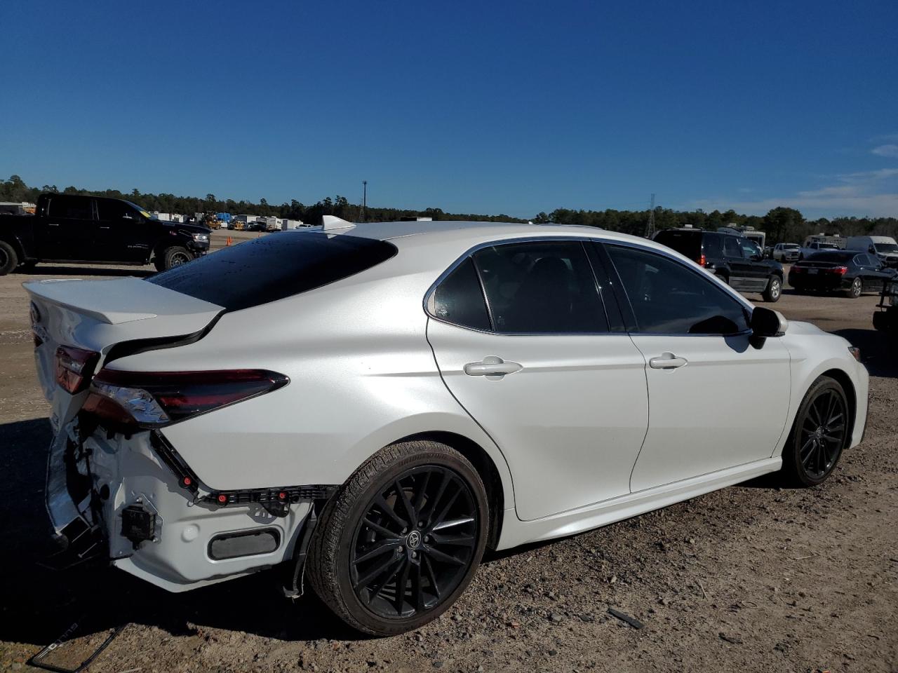 Изображение 3 2022 TOYOTA CAMRY XSE 2022 с VIN 4T1K31AK6NU578296