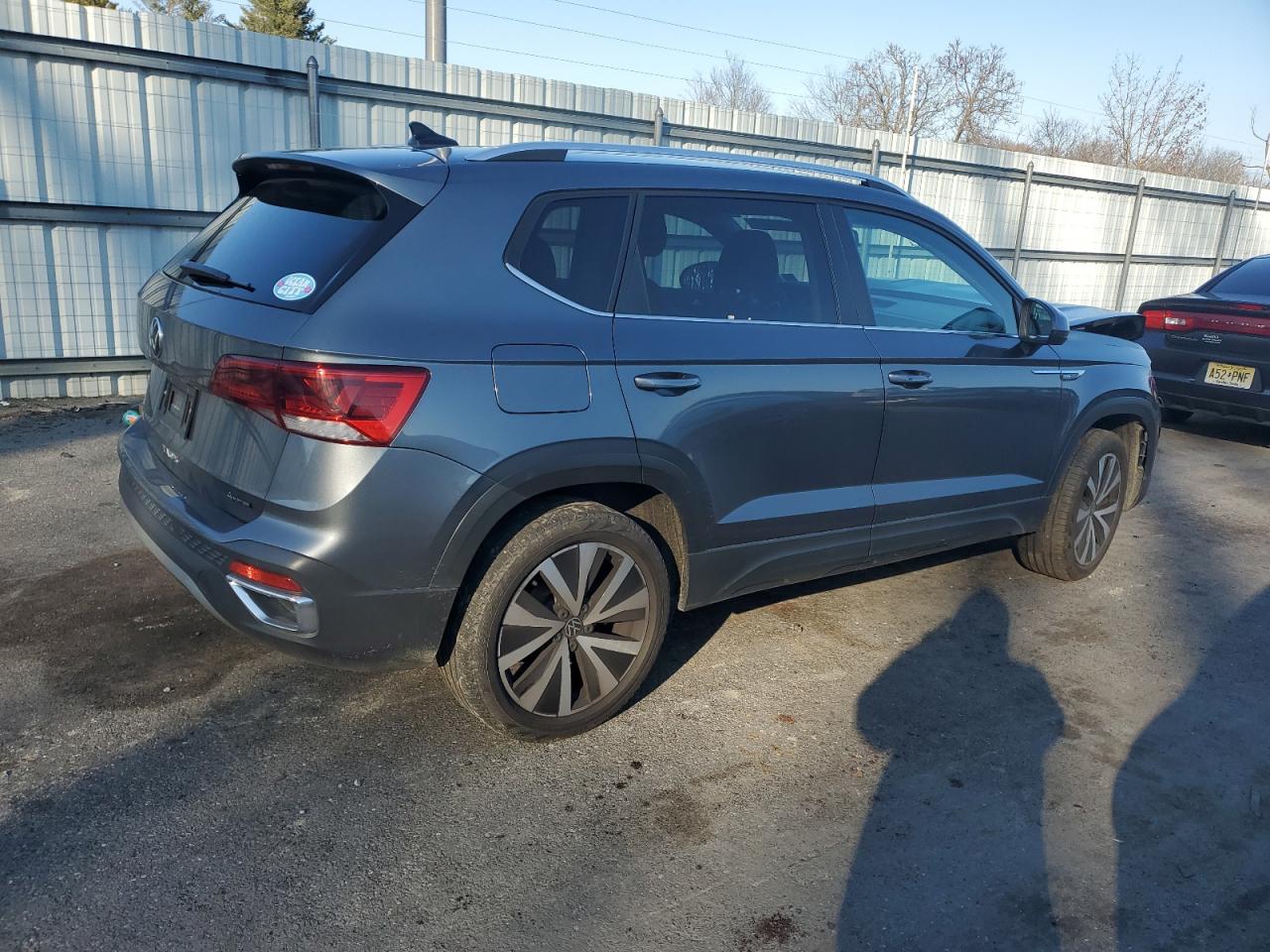 Image 3 of 2022 VOLKSWAGEN TAOS SE 2022 with VIN 3VVWX7B2XNM042985