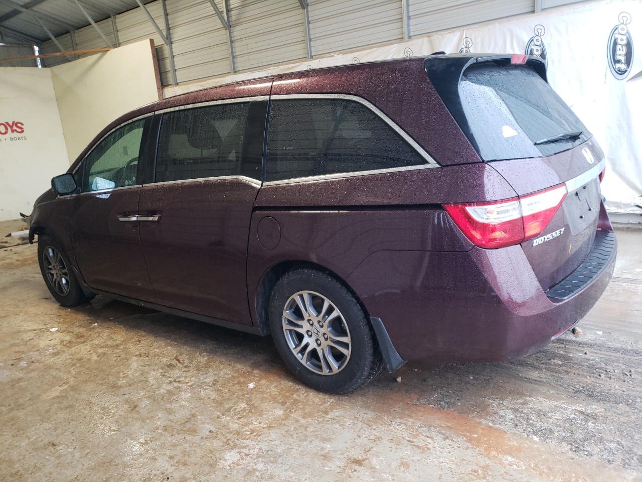Image 2 of 2012 HONDA ODYSSEY EXL 2012 with VIN 5FNRL5H68CB065608