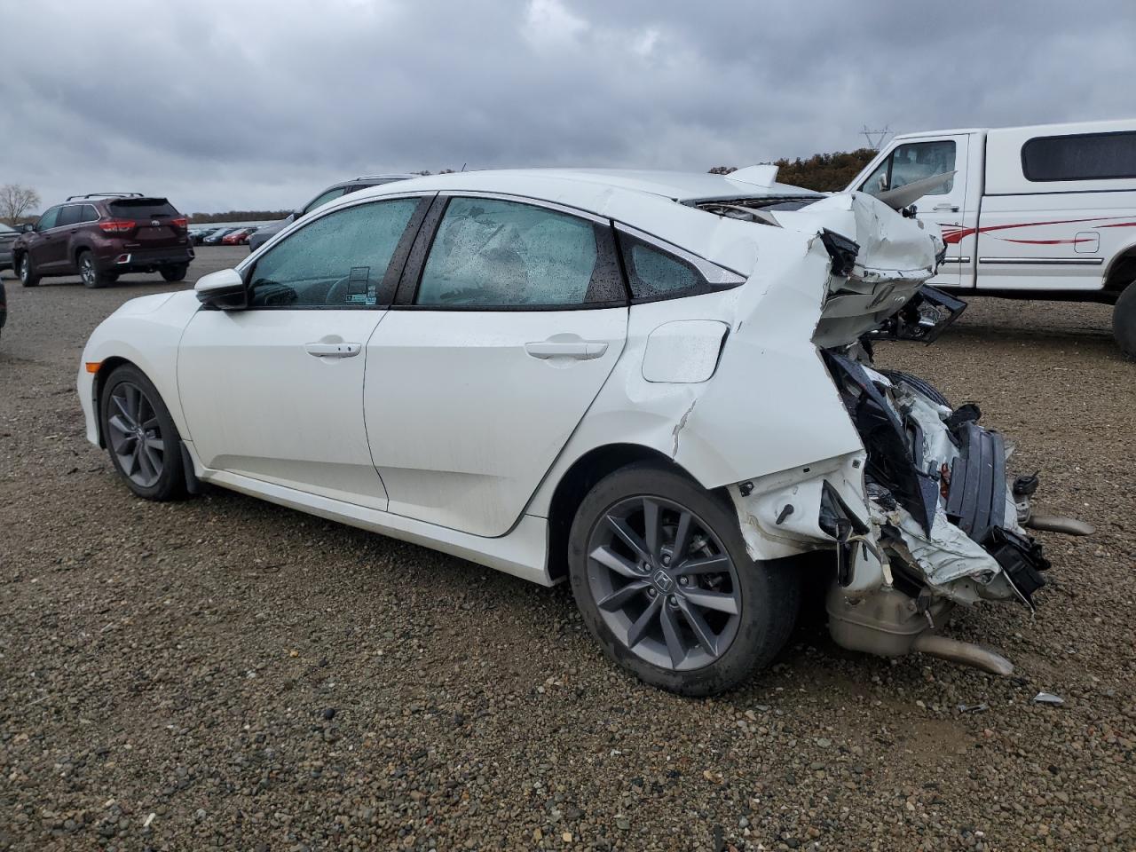 Изображение 2 2019 HONDA CIVIC EX 2019 с VIN 19XFC1F32KE208352