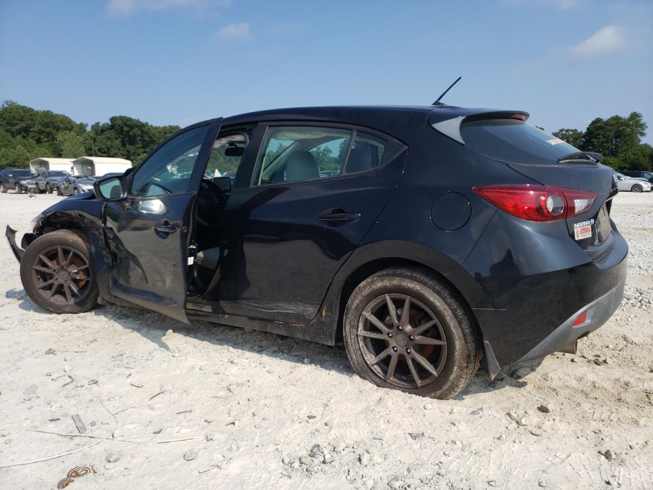 Image 2 of 2015 MAZDA 3 SPORT 2015 with VIN 3MZBM1K72FM127994