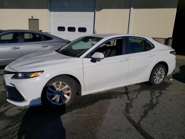 Изображение 1 2021 TOYOTA CAMRY LE 2021 с VIN 4T1C11AK3MU562811