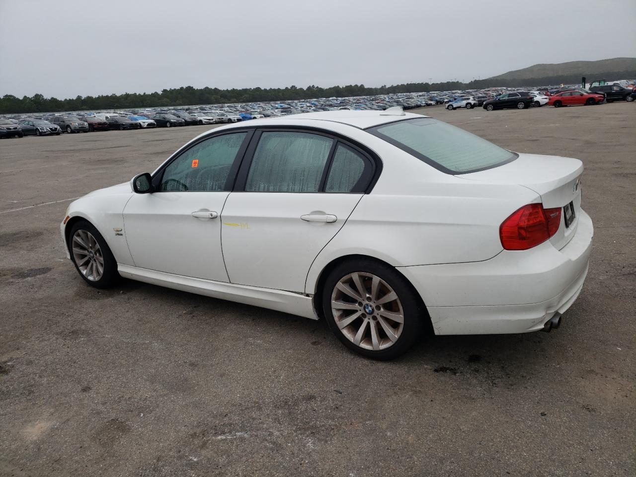 Obraz 2 z 2011 BMW 328 XI SULEV 2011 z VIN WBAPK5C58BF126133