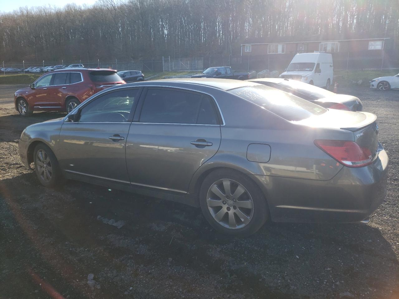Obraz 2 z 2005 TOYOTA AVALON XL 2005 z VIN 4T1BK36B45U025072