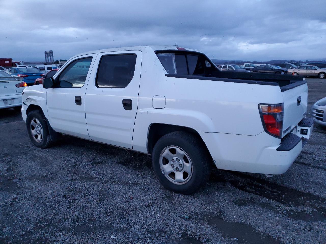 Image 2 of 2006 HONDA RIDGELINE RT 2006 with VIN 2HJYK16246H519368