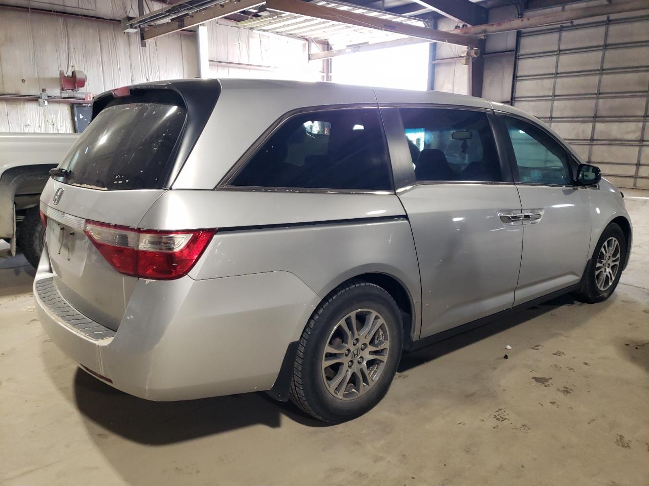 Image 3 of 2012 HONDA ODYSSEY EXL 2012 with VIN 5FNRL5H63CB048585