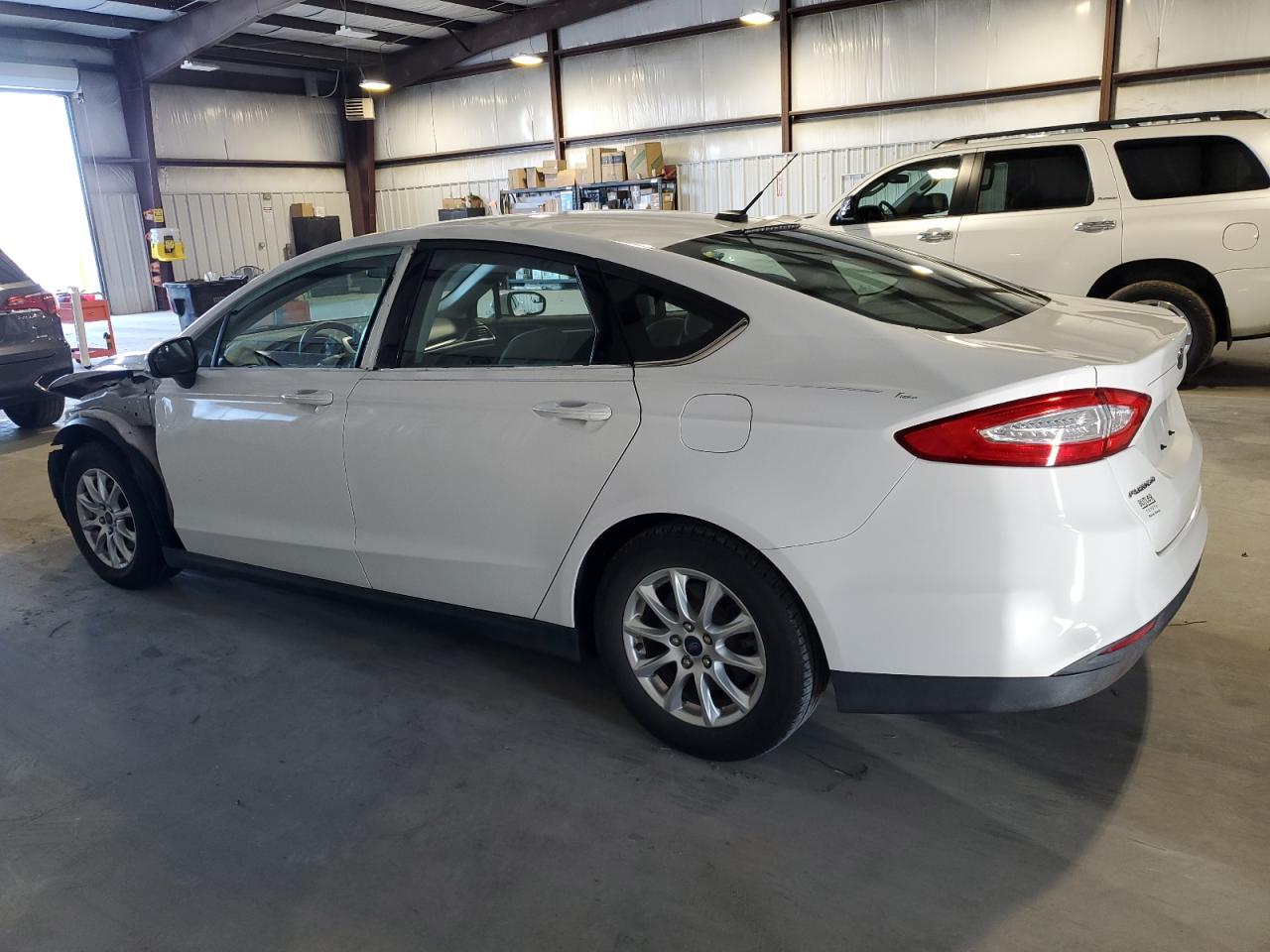 Obraz 2 z 2016 FORD FUSION S 2016 z VIN 3FA6P0G74GR130517