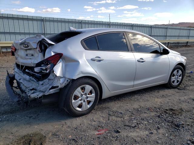 Obraz 3 z 2018 KIA FORTE LX 2018 z VIN 3KPFK4A7XJE215742