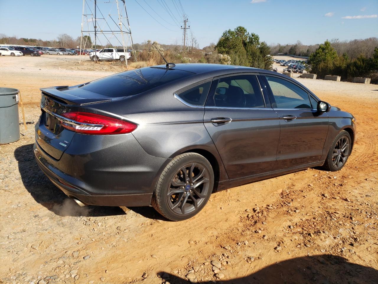 Image 3 of 2018 FORD FUSION SE 2018 with VIN 3FA6P0HD9JR237820