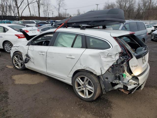 Obraz 2 z 2015 VOLVO V60 PREMIER 2015 z VIN YV140MEB6F1198163