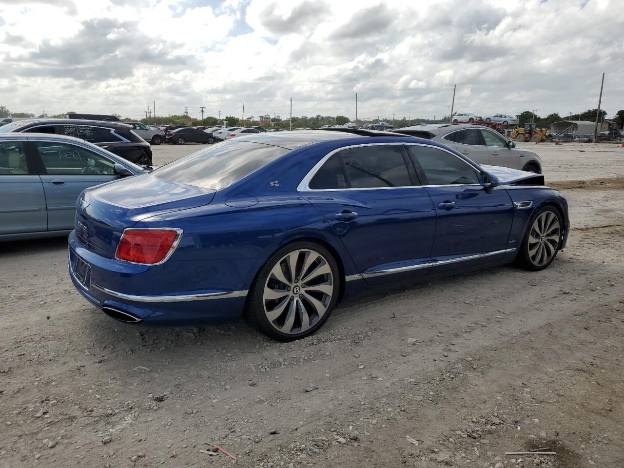 Изображение 3 2020 BENTLEY FLYING SPUR  2020 с VIN SCBBB6ZG1LC083272