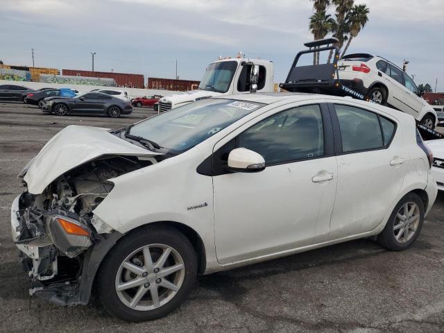Изображение 1 2015 TOYOTA PRIUS C  2015 с VIN JTDKDTB38F1089678
