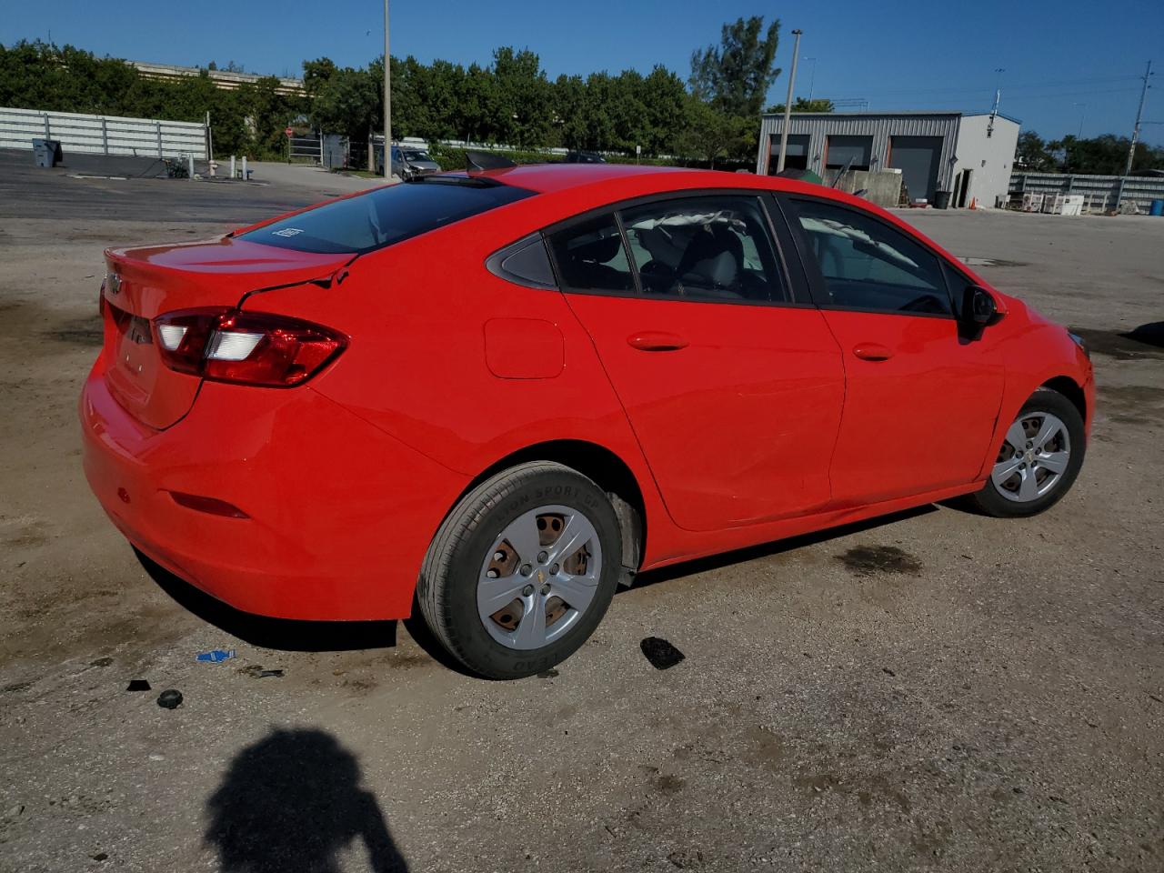 Изображение 3 2018 CHEVROLET CRUZE LS 2018 с VIN 1G1BC5SM0J7148115