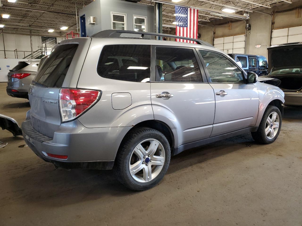 Obraz 3 z 2010 SUBARU FORESTER 2.5X LIMITED 2010 z VIN JF2SH6DCXAH790789