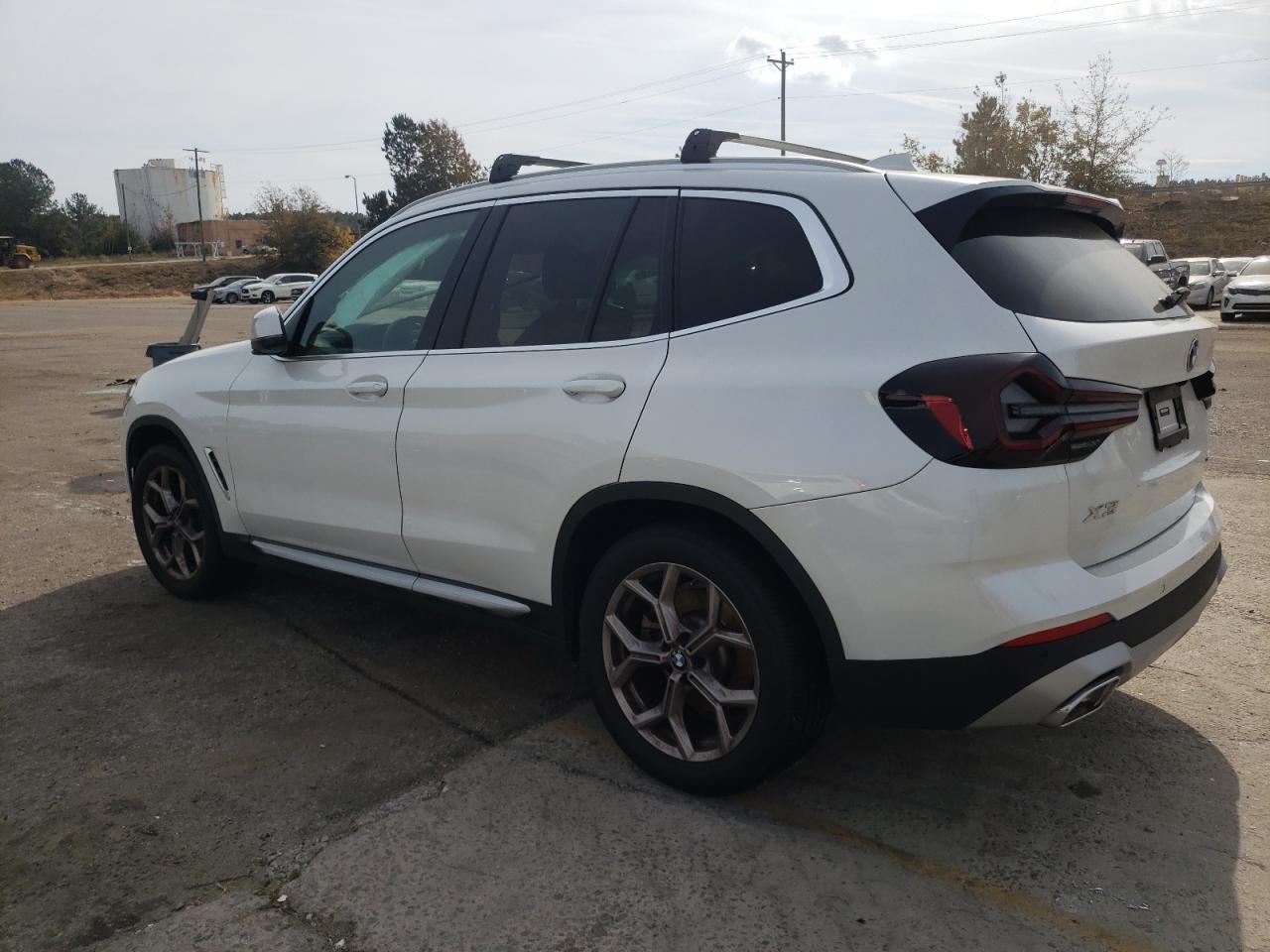 Obraz 2 z 2022 BMW X3 SDRIVE30I 2022 z VIN 5UX43DP03N9J46075