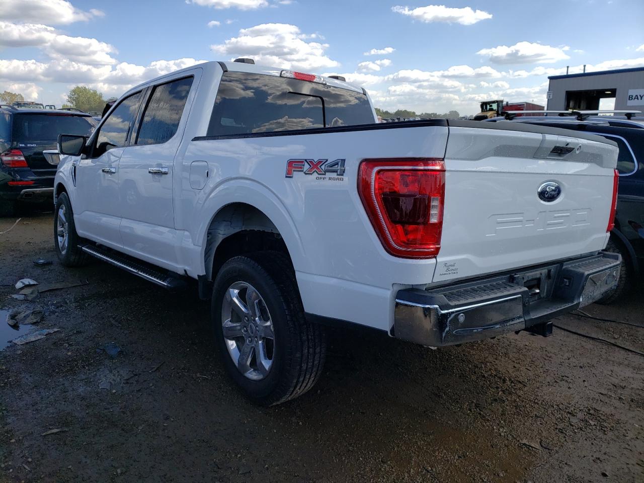 Изображение 2 2021 FORD F150 SUPERCREW 2021 с VIN 1FTFW1E54MFB06912