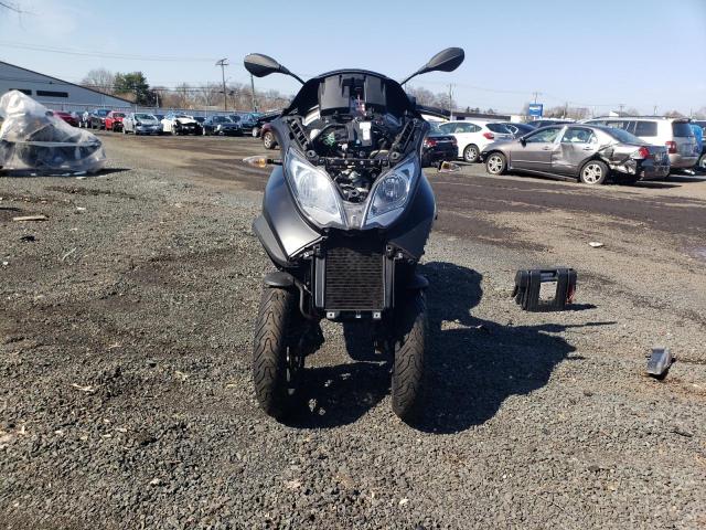 Image 2 of 2021 PIAGGIO MP3 500 2021 with VIN ZAPTA10XXM5200033