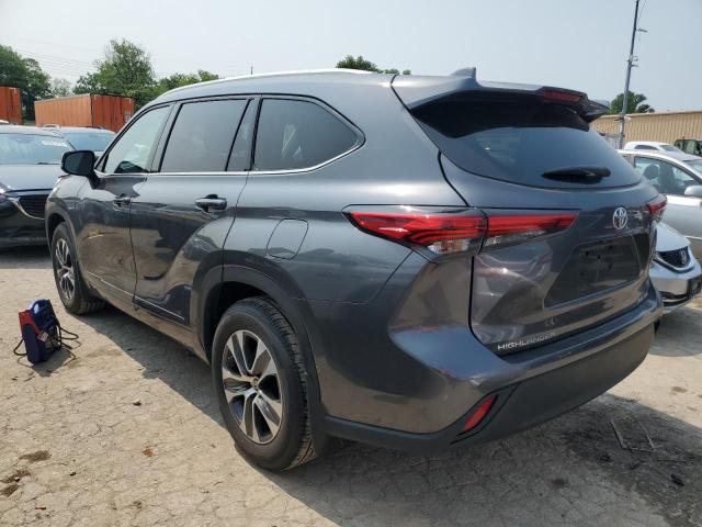 Obraz 2 z 2022 TOYOTA HIGHLANDER XLE 2022 z VIN 5TDGZRBH2NS250419