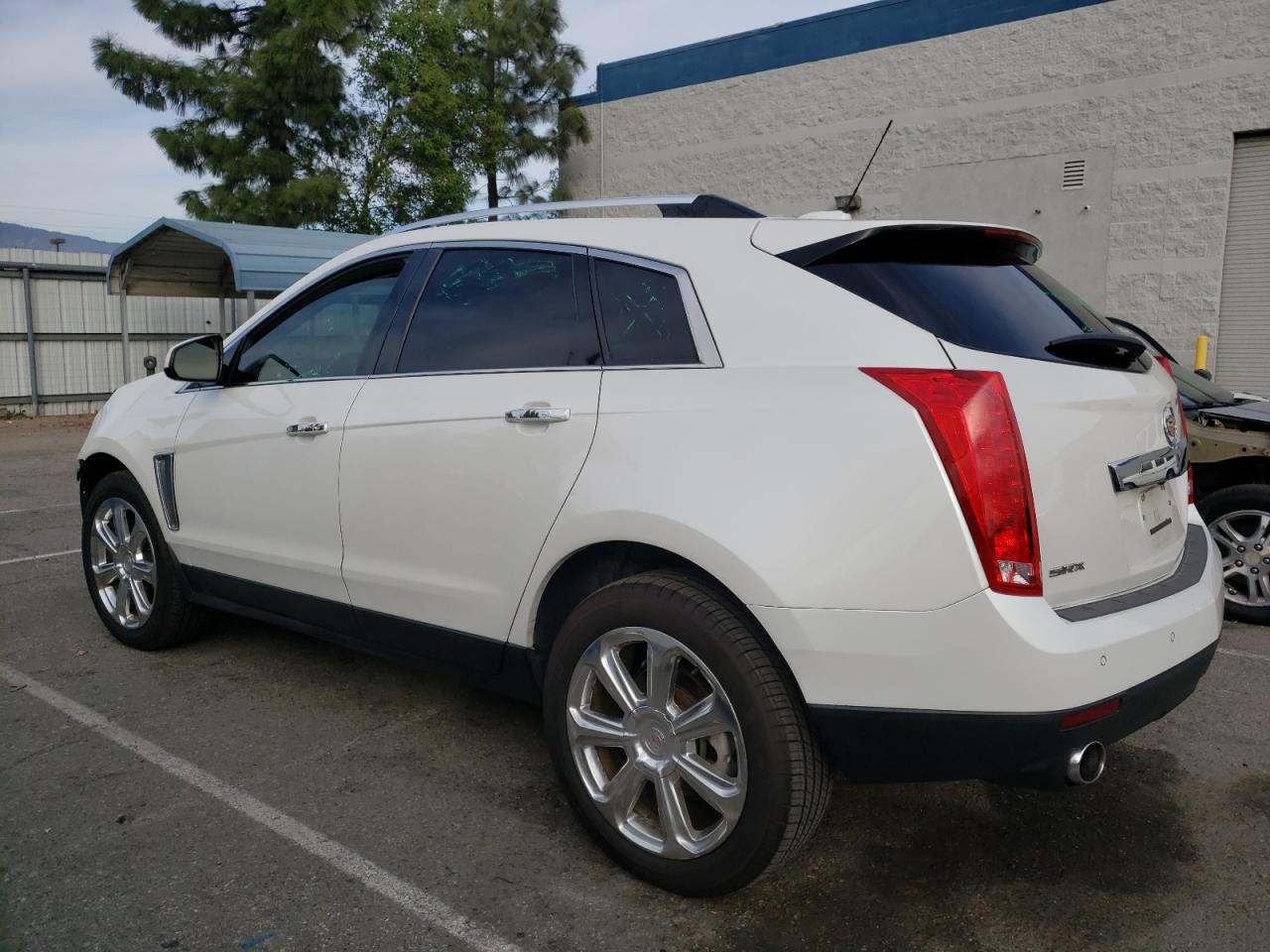 Изображение 2 2015 CADILLAC SRX PREMIUM COLLECTION 2015 с VIN 3GYFNDE38FS547972
