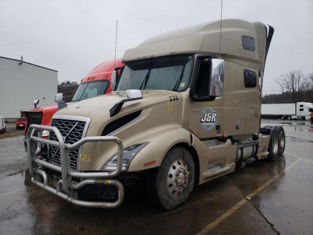 Изображение 2 2020 VOLVO VN VNL 2020 с VIN 4V4NC9EH0LN225286