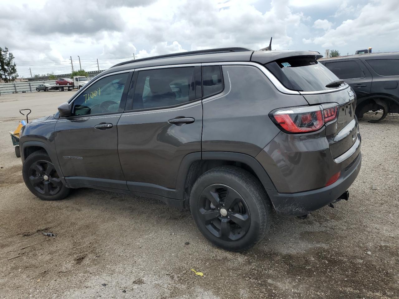 Изображение 2 2018 JEEP COMPASS LATITUDE 2018 с VIN 3C4NJCBBXJT226361