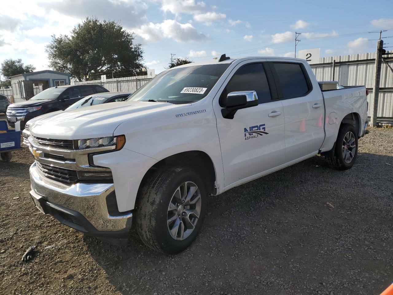 Изображение 1 2021 CHEVROLET SILVERADO C1500 LT 2021 с VIN 1GCPWCED2MZ185437