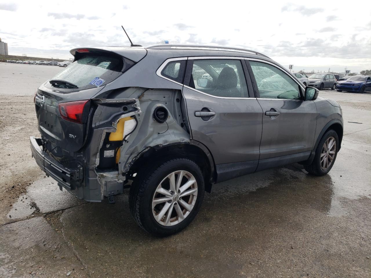 Image 3 of 2017 NISSAN ROGUE SPORT S 2017 with VIN JN1BJ1CP8HW034672