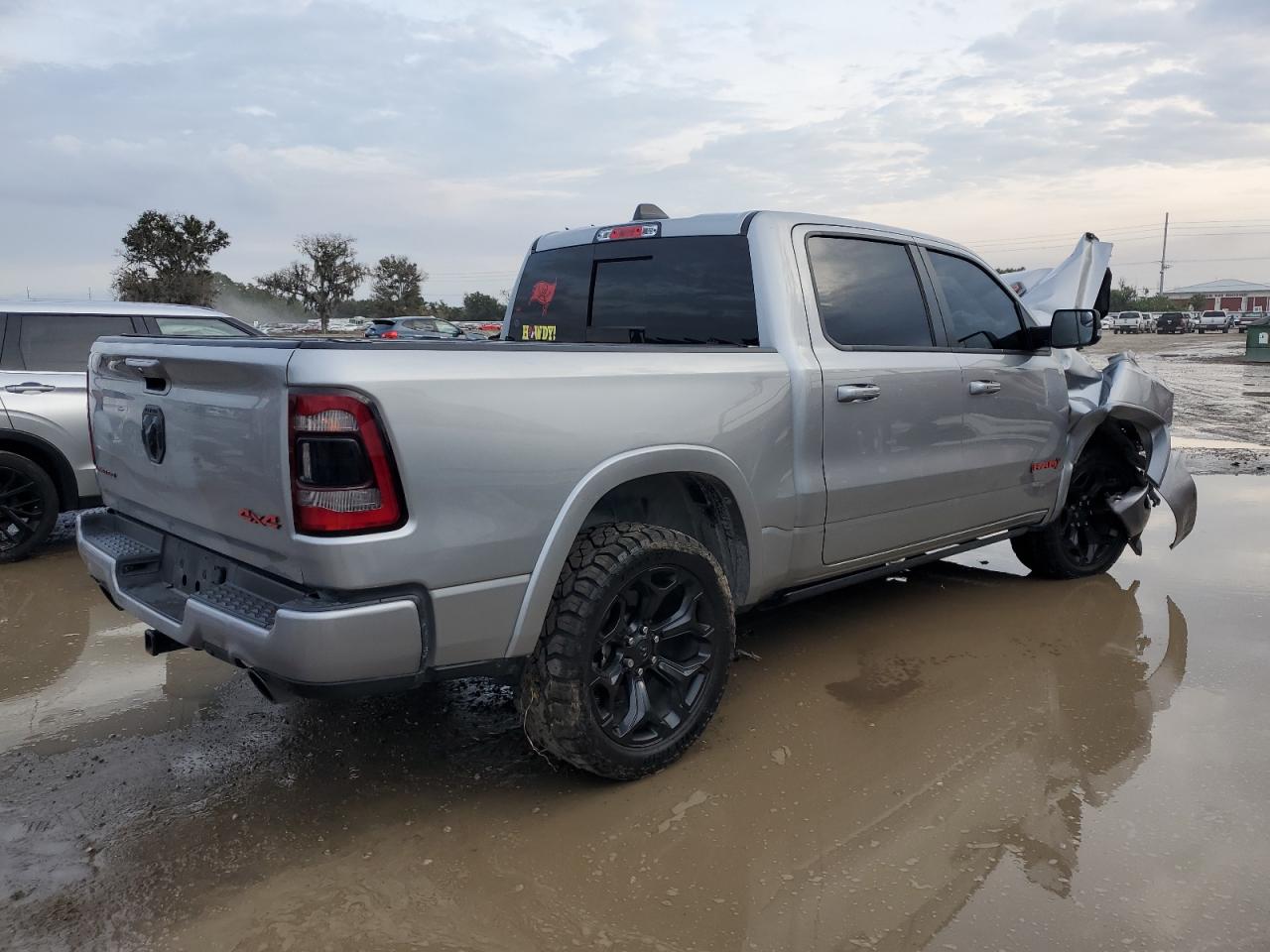 Изображение 3 2022 RAM 1500 LIMITED 2022 с VIN 1C6SRFHT6NN360679