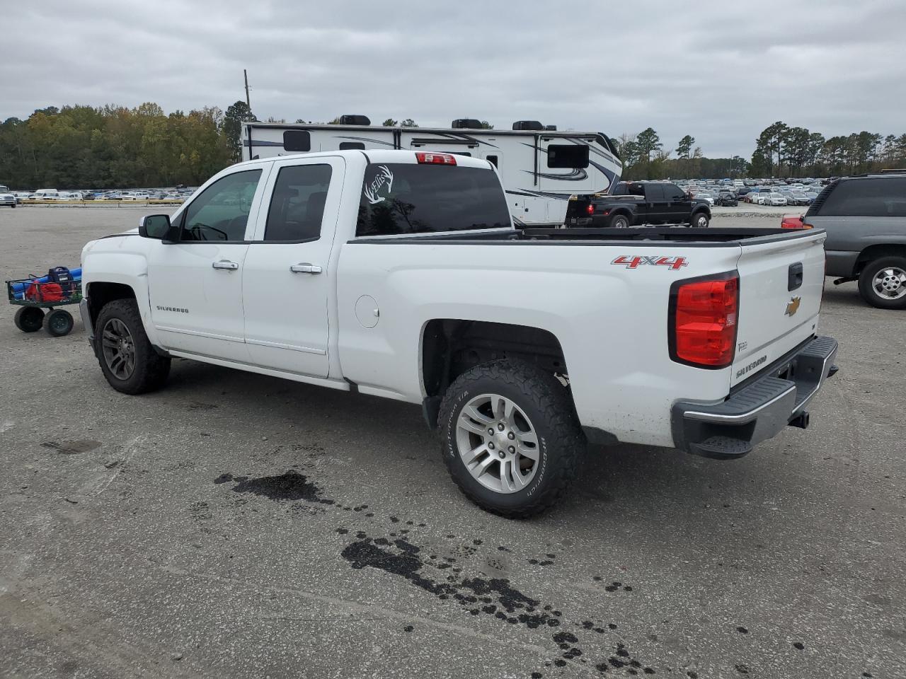 Obraz 2 z 2016 CHEVROLET SILVERADO K1500 LT 2016 z VIN 1GCVKREH2GZ417581