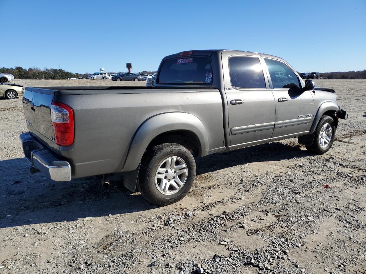 Изображение 3 2004 TOYOTA TUNDRA DOUBLE CAB SR5 2004 с VIN 5TBET34124S458670
