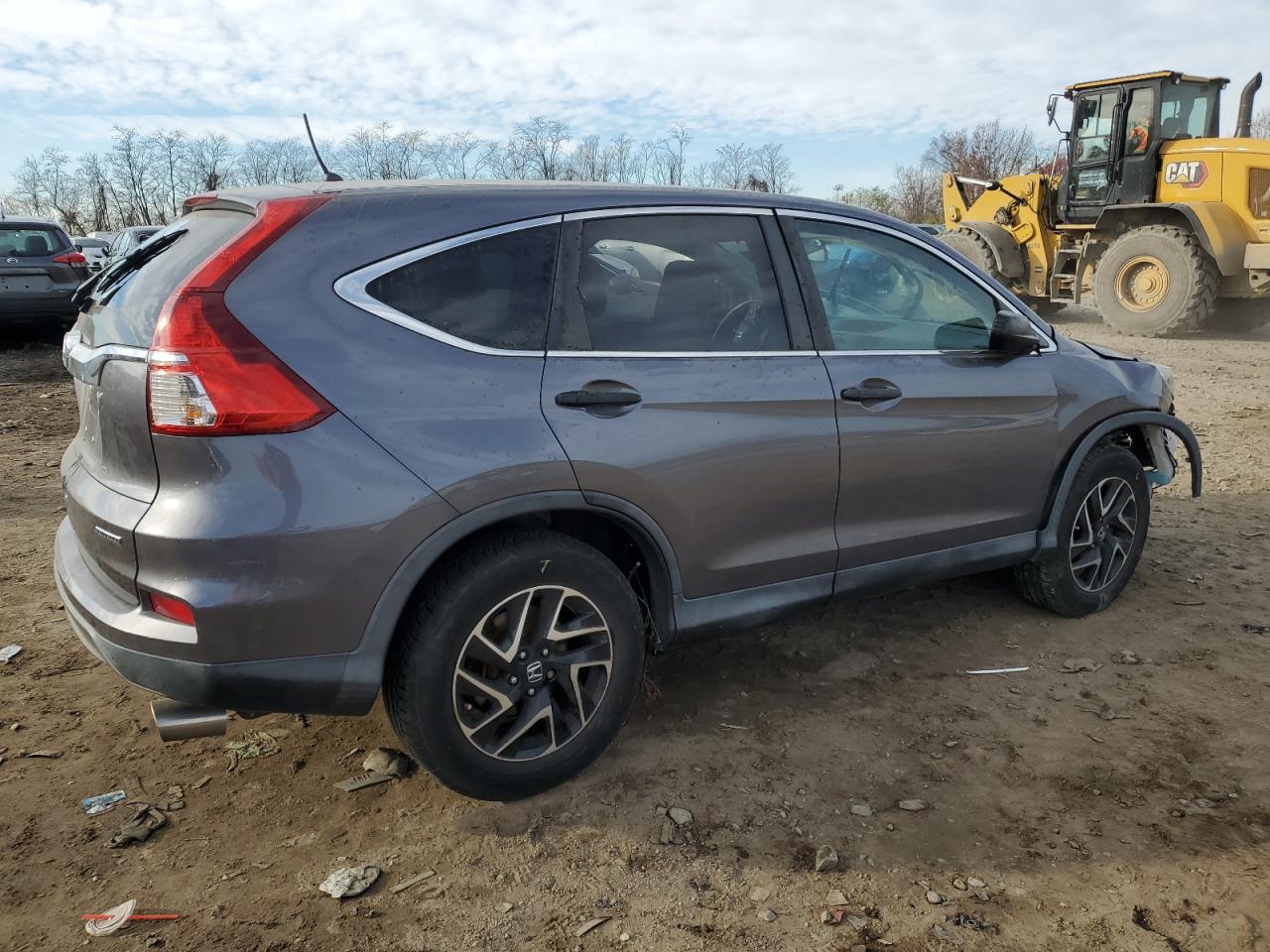 Image 3 of 2016 HONDA CR-V SE 2016 with VIN 2HKRM3H41GH521388