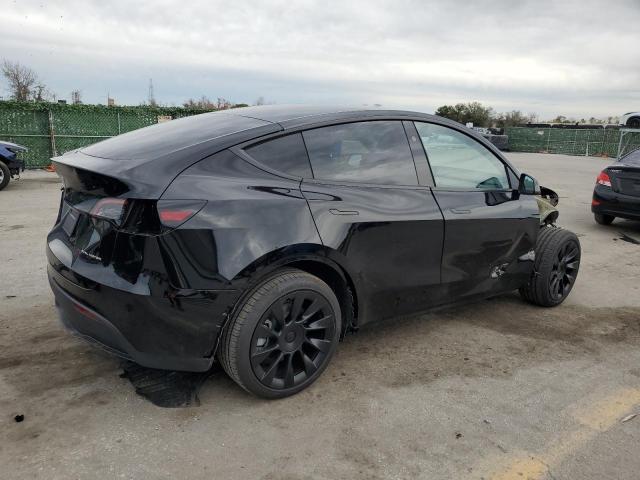 Obraz 3 z 2023 TESLA MODEL Y  2023 z VIN 7SAYGDEE7PA163749