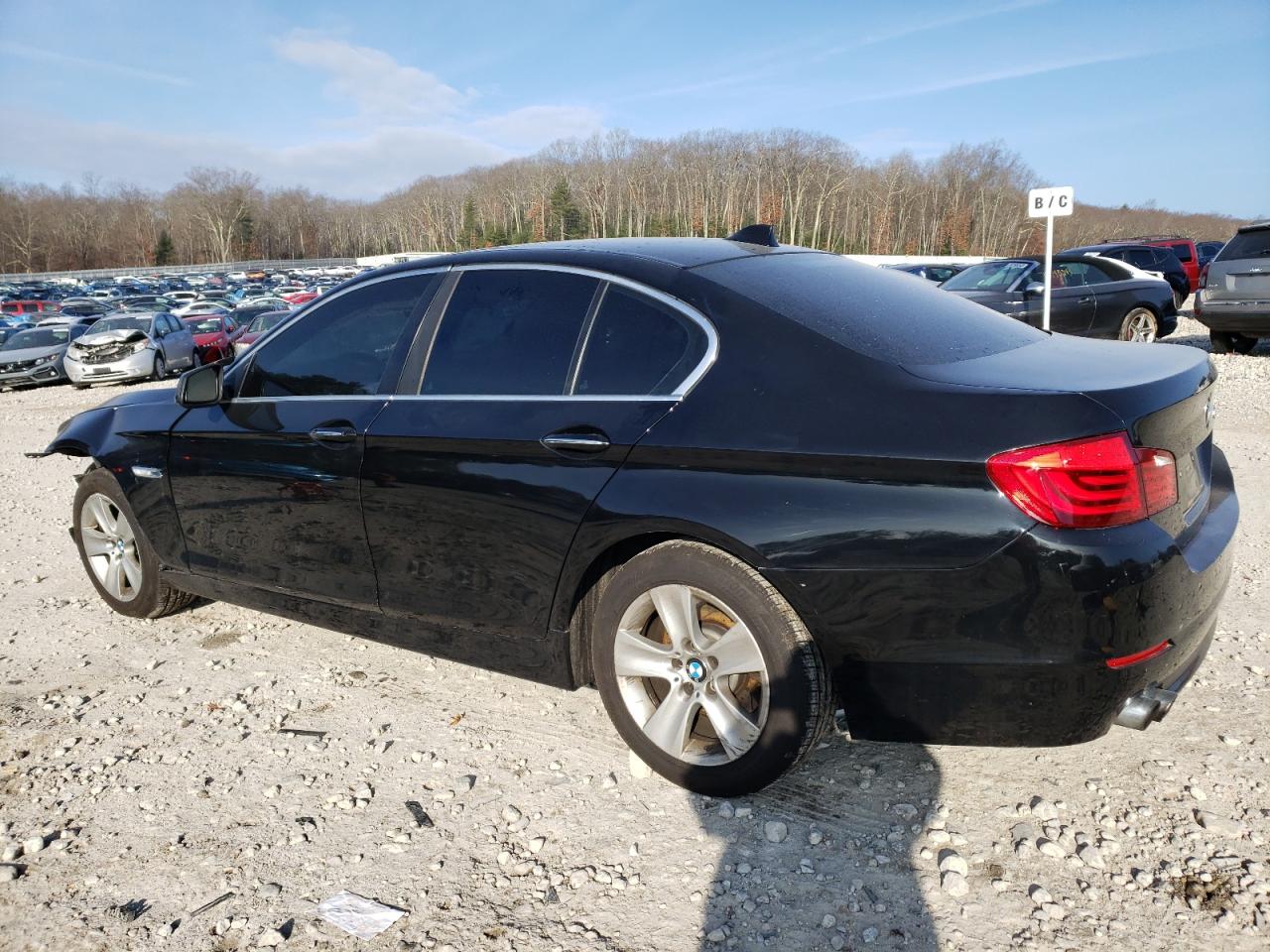Obraz 2 z 2013 BMW 528 I 2013 z VIN WBAXG5C57DD228961