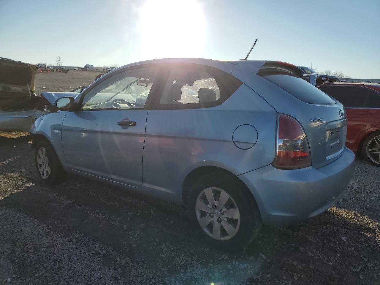 Obraz 2 z 2009 HYUNDAI ACCENT GS 2009 z VIN KMHCM36C49U121359