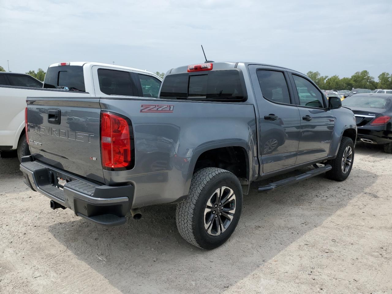 Image 3 of Chevrolet Colorado Z71 2021 with VIN 1GCGSDEN0M1282774