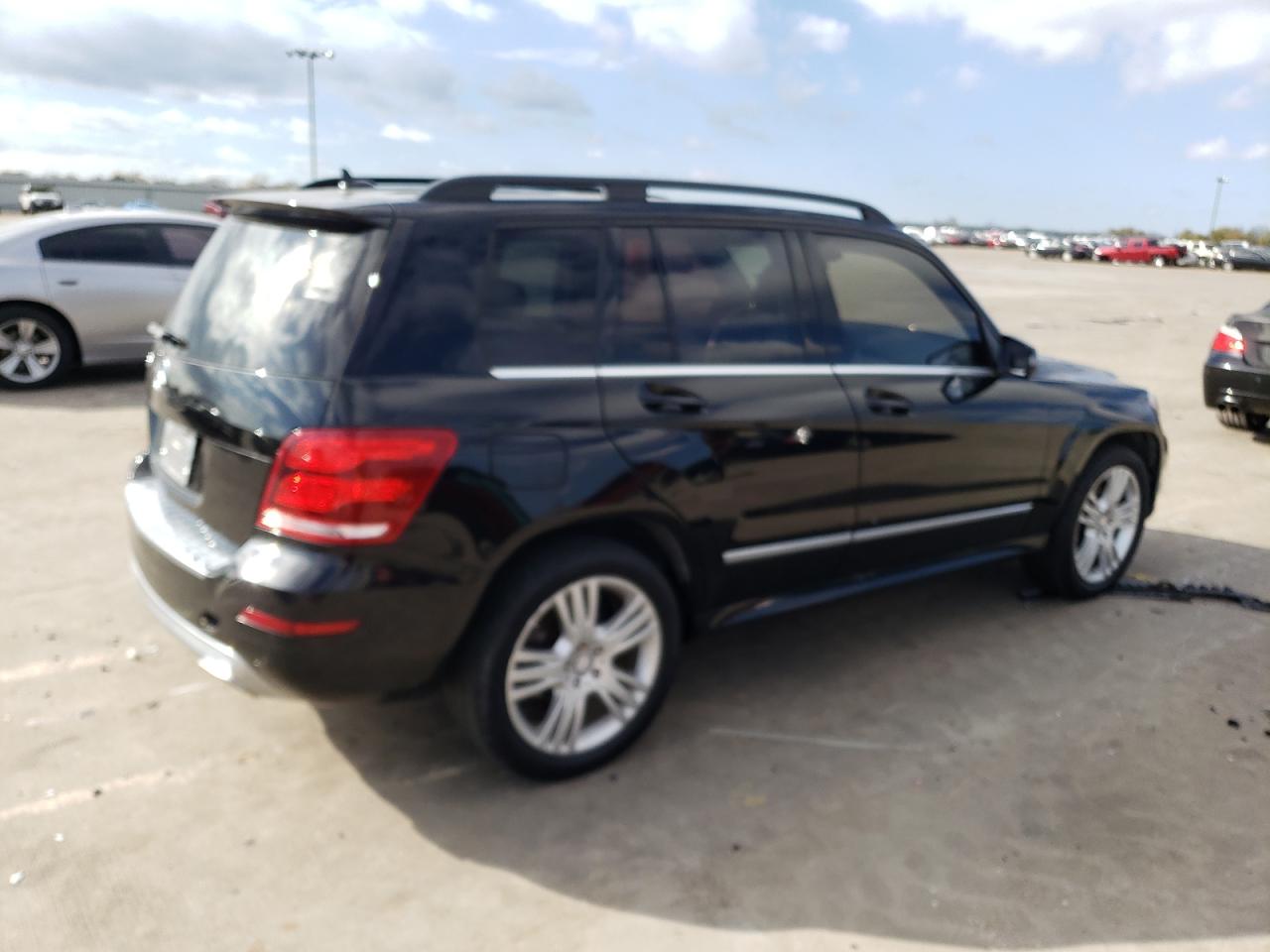Image 3 of 2015 MERCEDES-BENZ GLK 350 2015 with VIN WDCGG5HB9FG382634