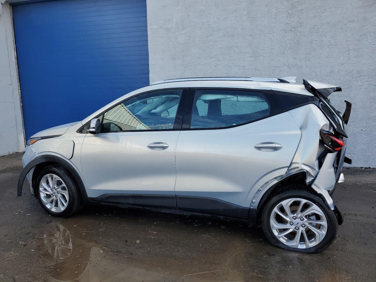 Изображение 2 2023 CHEVROLET BOLT EUV LT 2023 с VIN 1G1FY6S04P4150532