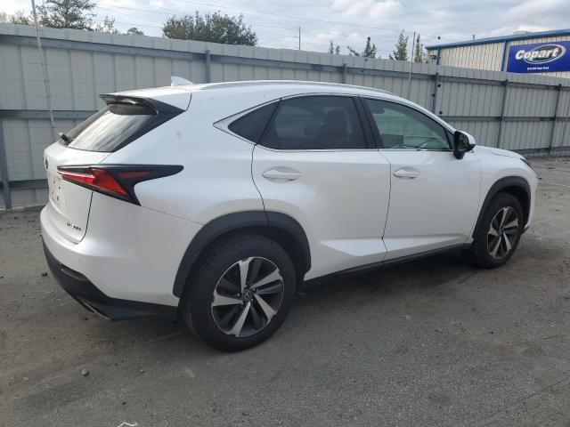 Obraz 3 z 2018 LEXUS NX 300 BASE 2018 z VIN JTJBARBZ0J2155186