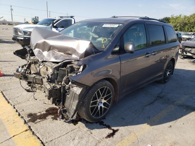 Изображение 2 2019 TOYOTA SIENNA XLE 2019 с VIN 5TDYZ3DC7KS991759