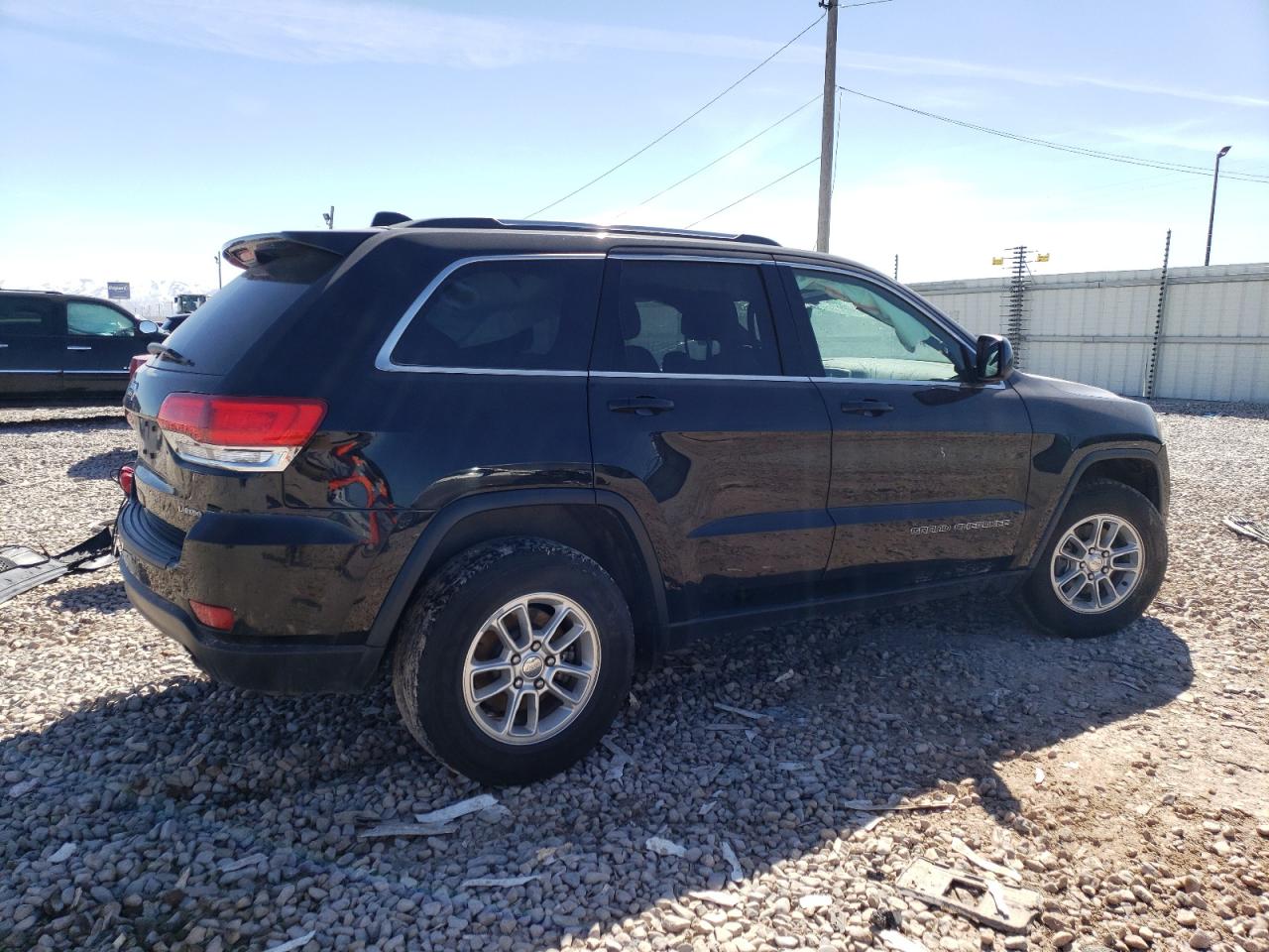 Obraz 3 z 2019 JEEP GRAND CHEROKEE LAREDO 2019 z VIN 1C4RJFAG3KC677175