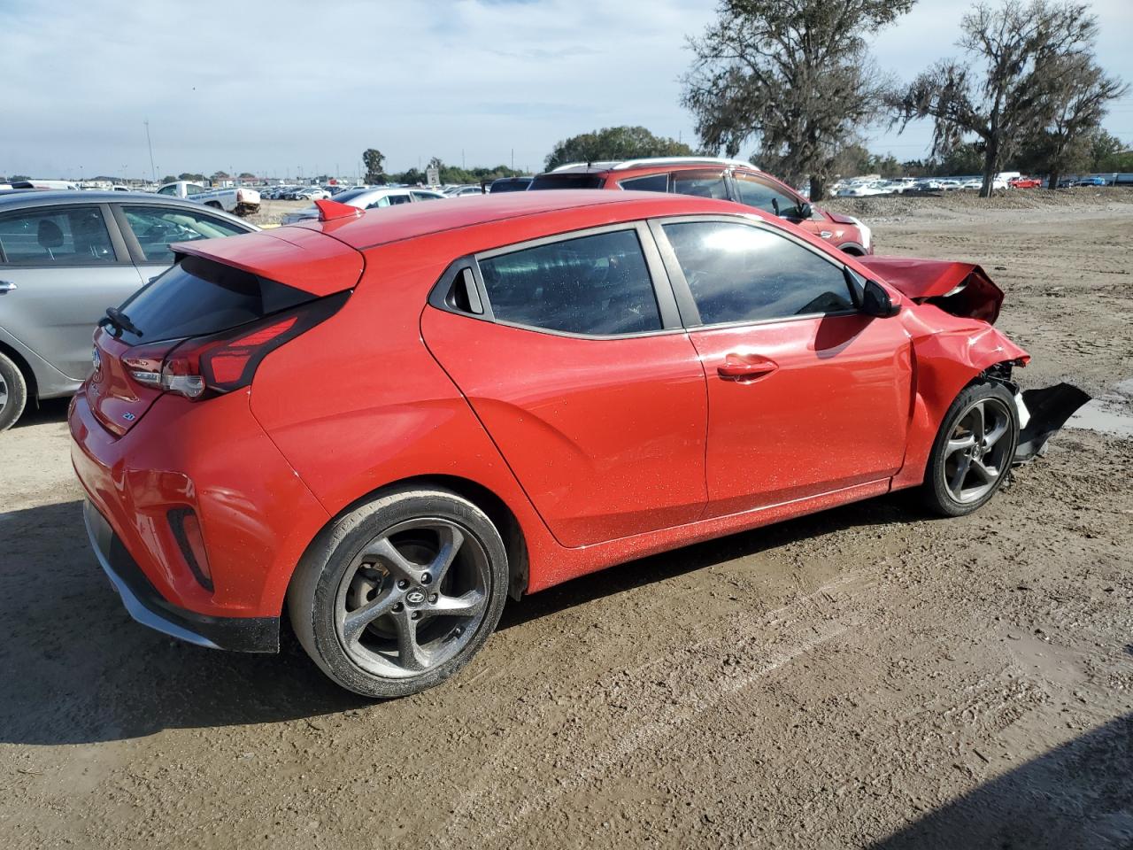 Image 3 of 2020 HYUNDAI VELOSTER BASE 2020 with VIN KMHTG6AF7LU023122
