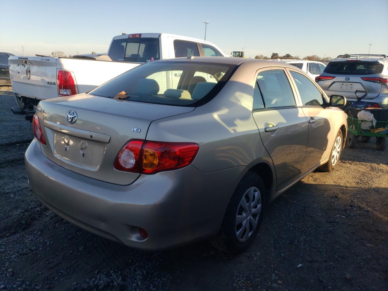Изображение 3 2010 TOYOTA COROLLA BASE 2010 с VIN 2T1BU4EE6AC502348