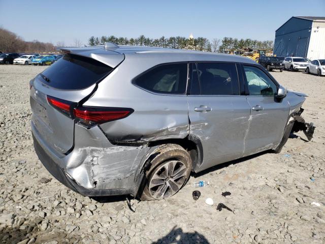 Obraz 3 z 2022 TOYOTA HIGHLANDER XLE 2022 z VIN 5TDGZRBH9NS173709