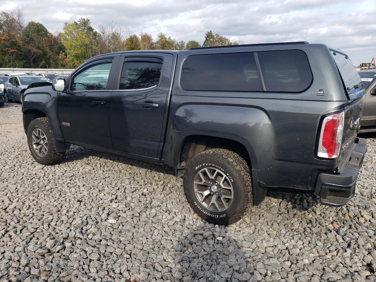 Изображение 2 2016 GMC CANYON SLE 2016 с VIN 1GTP6CE12G1209177