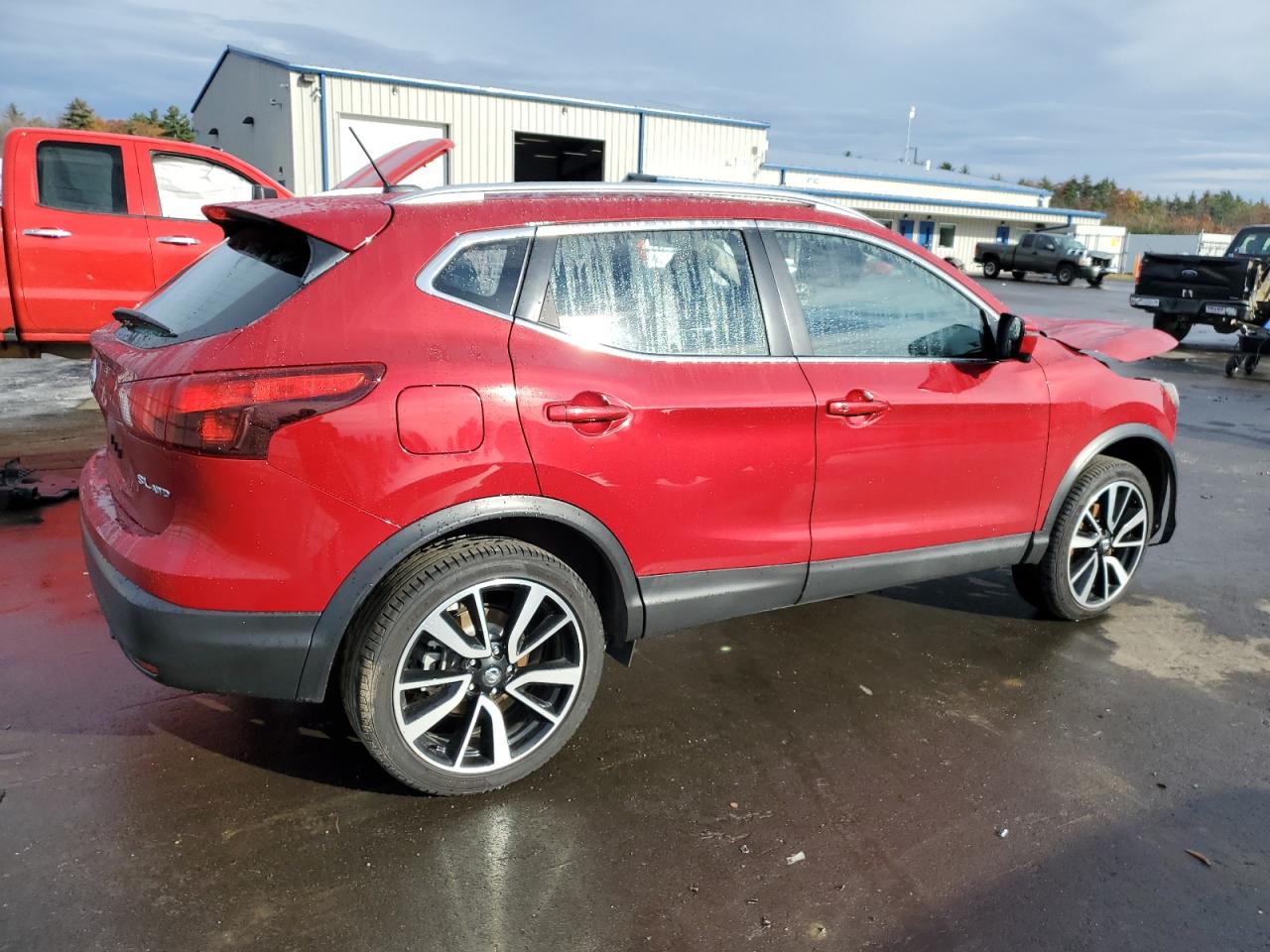 Image 3 of 2017 NISSAN ROGUE SPORT S 2017 with VIN JN1BJ1CR5HW102024