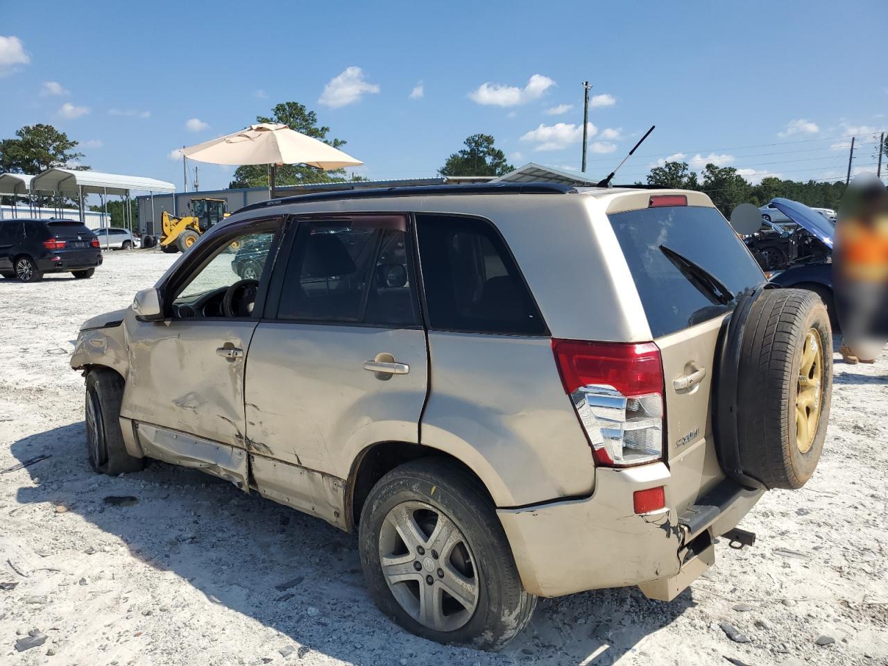 Image 2 of 2007 SUZUKI GRAND VITARA LUXURY 2007 with VIN JS3TD947574204858