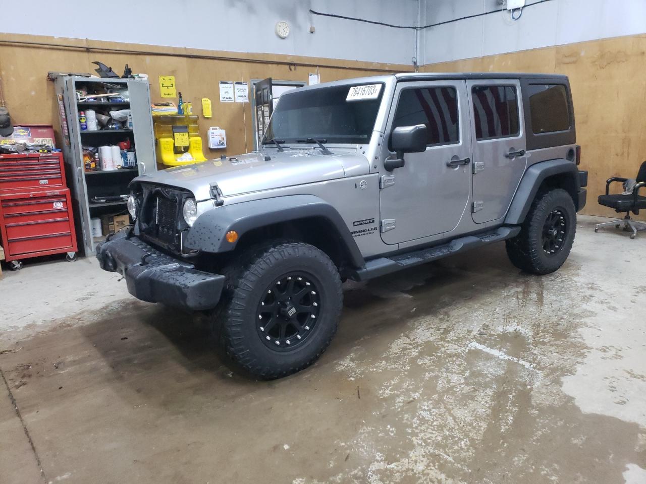 Image 1 of 2015 JEEP WRANGLER UNLIMITED SPORT 2015 with VIN 1C4BJWDG9FL512444