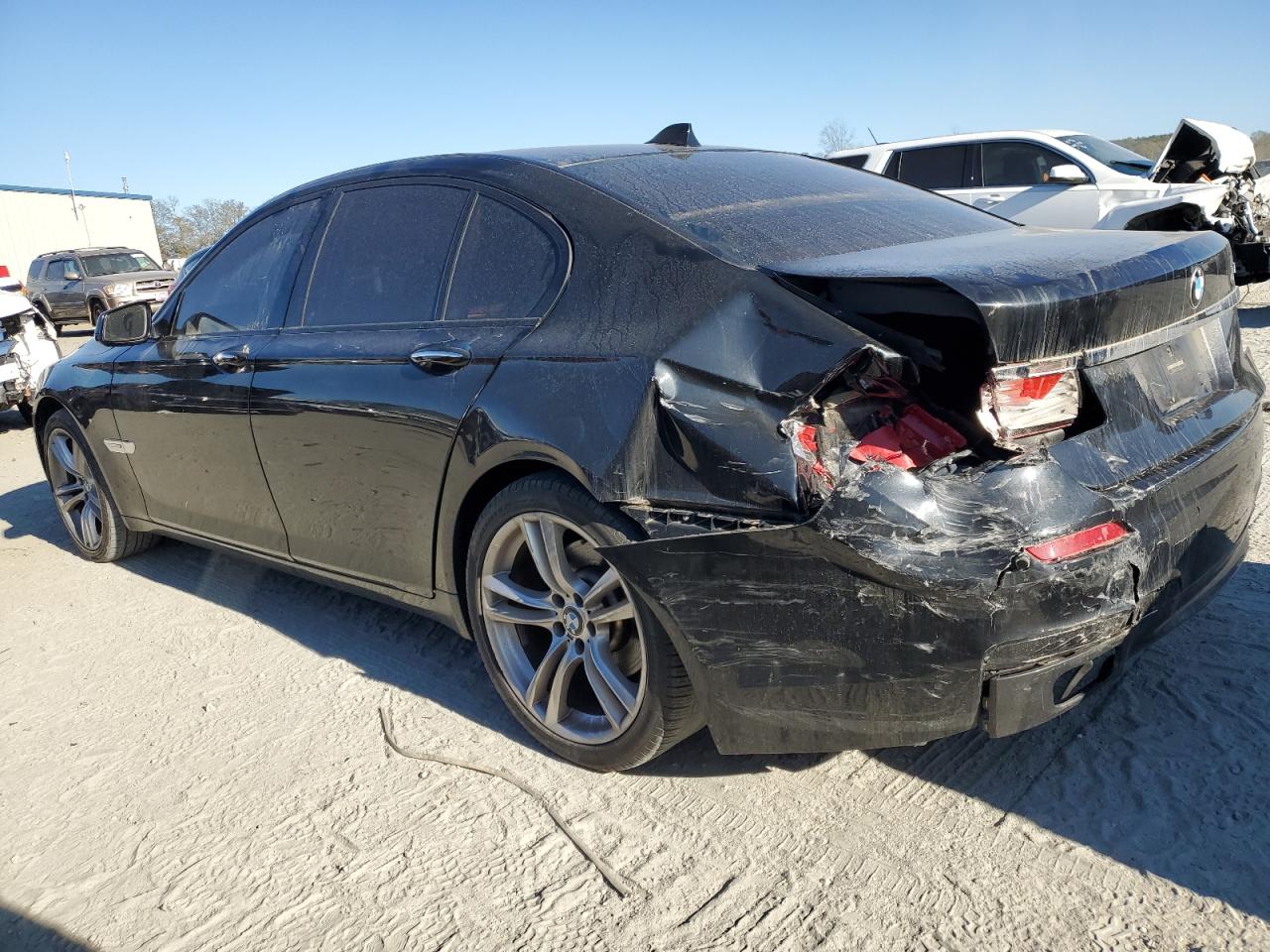Obraz 2 z 2011 BMW 740 I 2011 z VIN WBAKA4C58BC612417