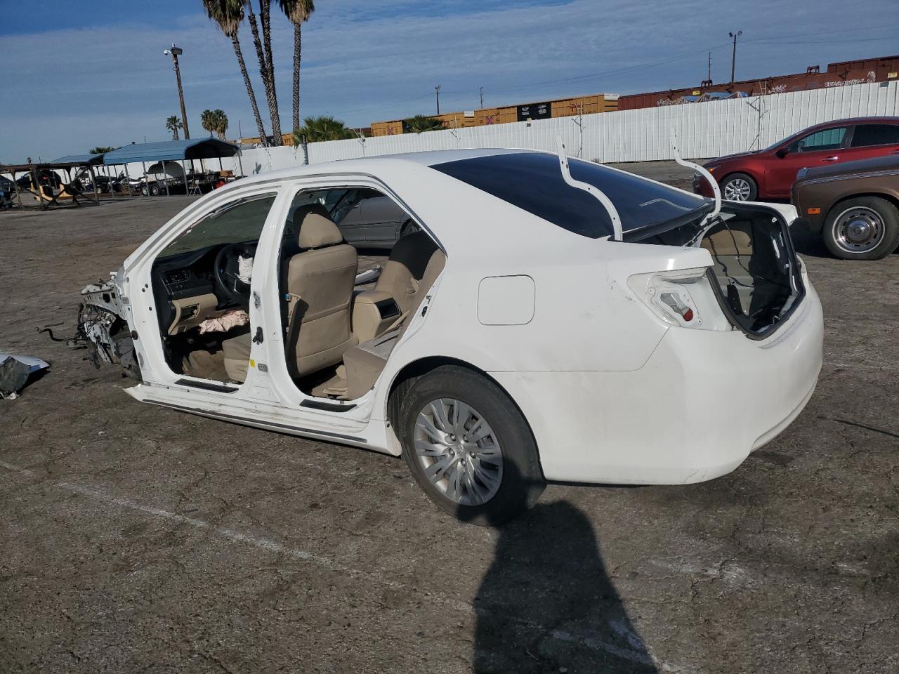Image 2 of 2012 TOYOTA CAMRY HYBRID 2012 with VIN 4T1BD1FK5CU021995