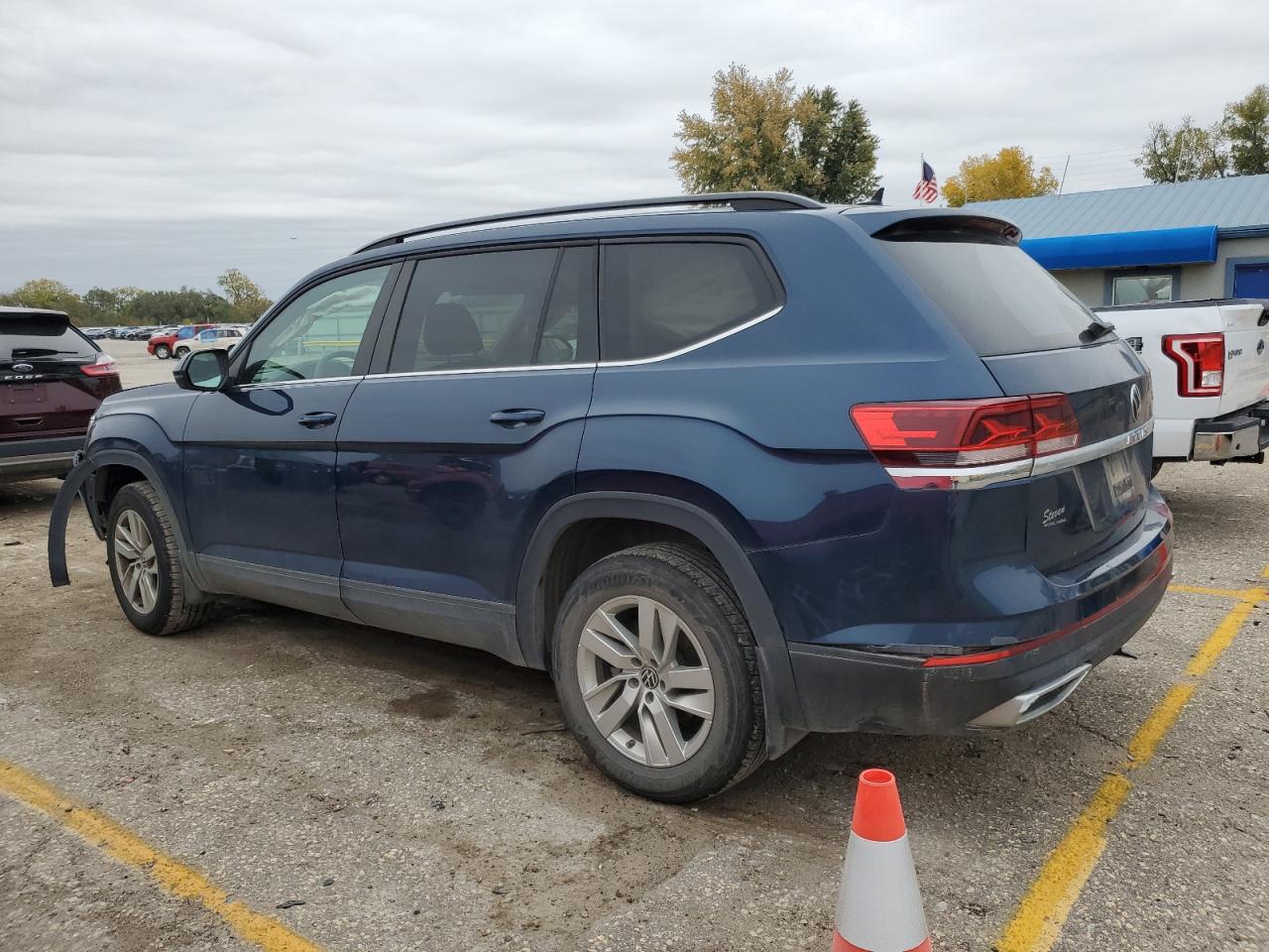 Obraz 2 z 2021 VOLKSWAGEN ATLAS S 2021 z VIN 1V2AP2CA3MC500575